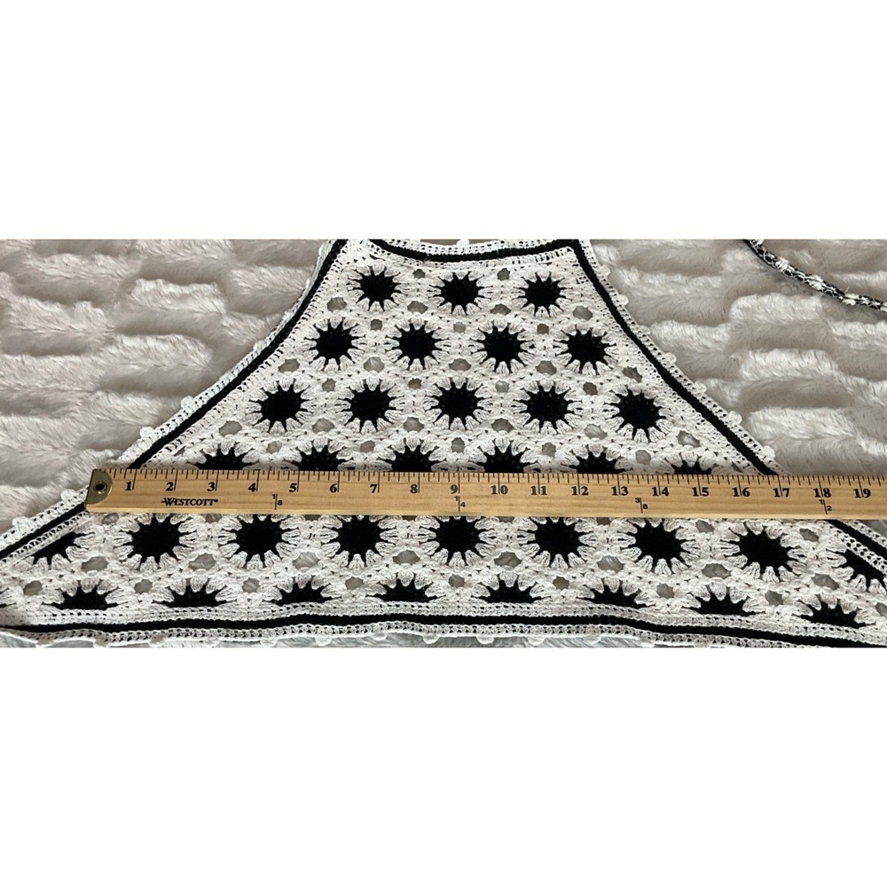 India Women's Boutique OS Crochet Knit Halter Top  Boho‎  Black & White No Tag - Picture 5 of 9